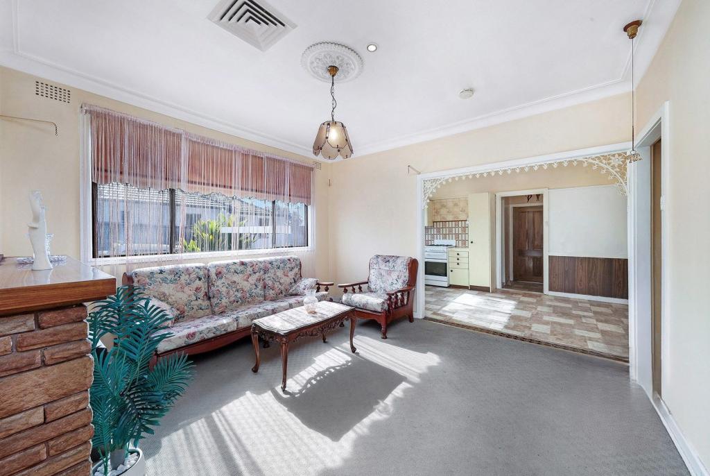247 Clyde St, South Granville, NSW 2142