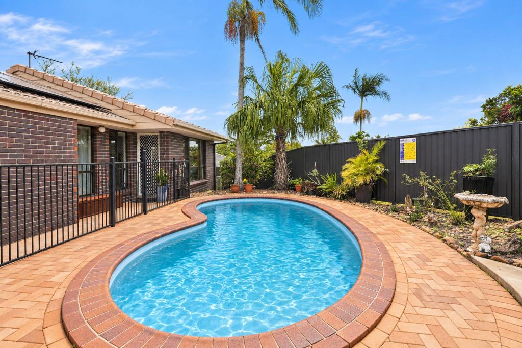 32 Zinnea St, Elanora, QLD 4221