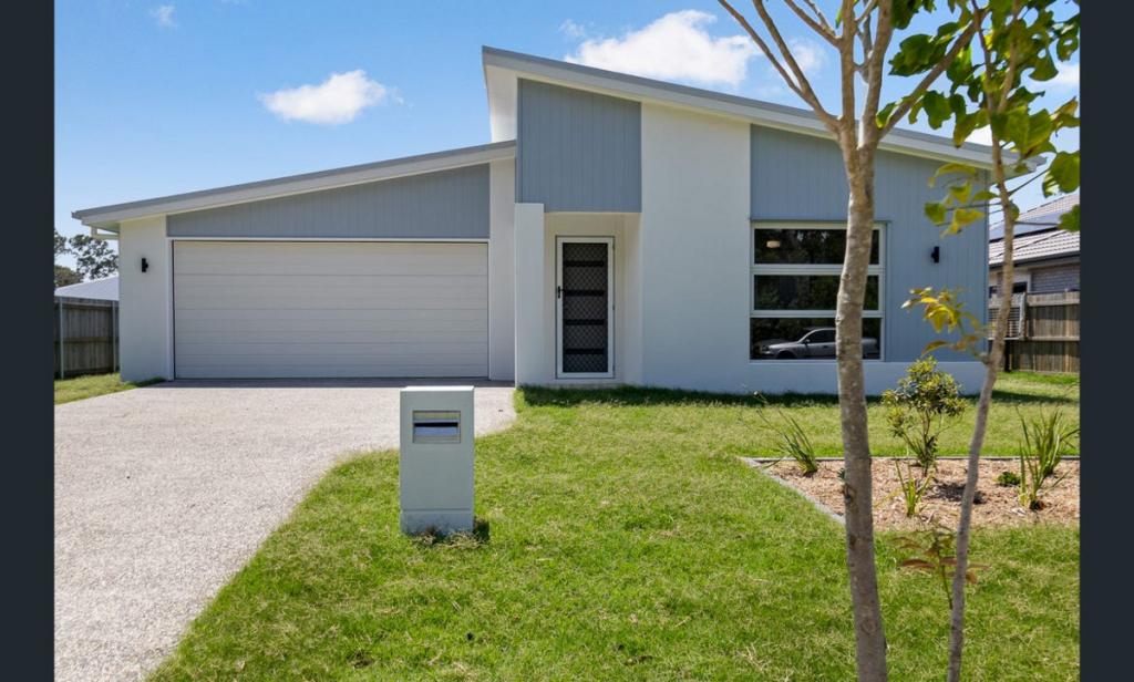 34 Stardust Cres, Burrum Heads, QLD 4659