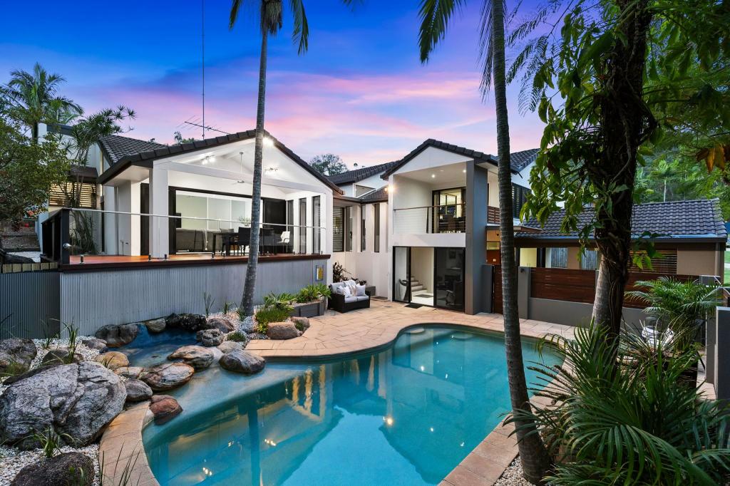 8 Minno St, Chapel Hill, QLD 4069