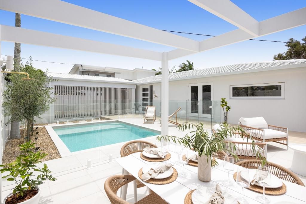 3 Brier Ct, Golden Beach, QLD 4551