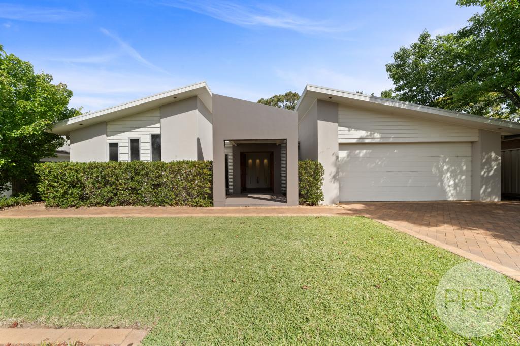 11 WELLINGTON AVE, TATTON, NSW 2650
