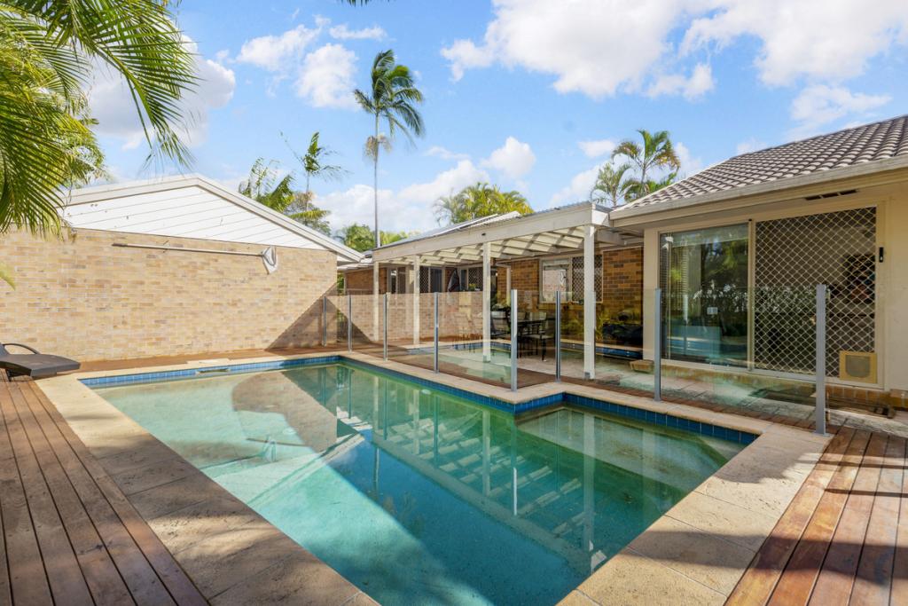 31 Bendigo Cres, Tallai, QLD 4213