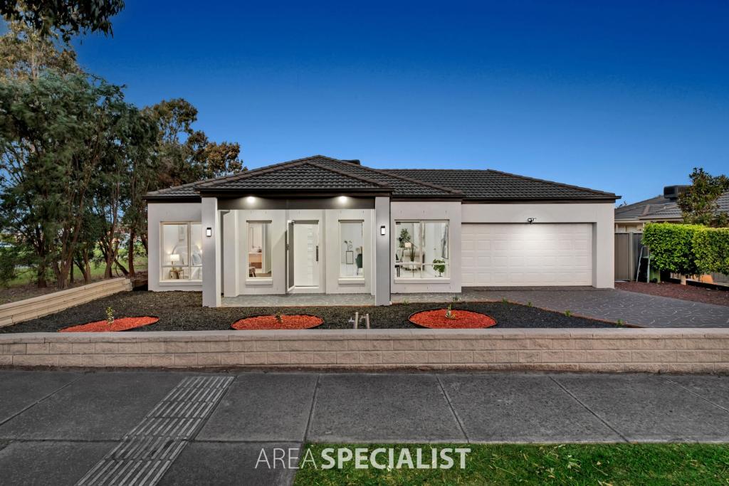 2 Merrowland Ave, Cranbourne North, VIC 3977