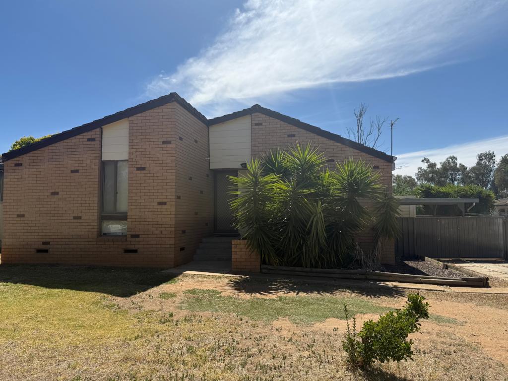 40 Marshall St, Ashmont, NSW 2650