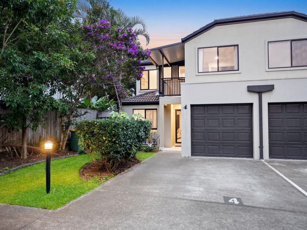 4/63 Muir St, Labrador, QLD 4215