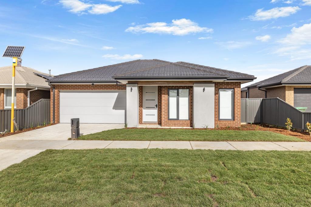 27 Hutchinson Dr, Lucas, VIC 3350