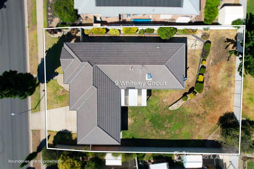 9 Whiteley Cct, Baranduda, VIC 3691