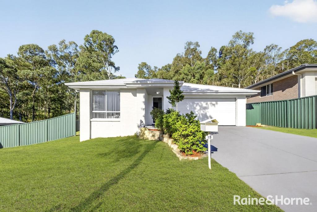 13 Coolabah Cl, Fletcher, NSW 2287