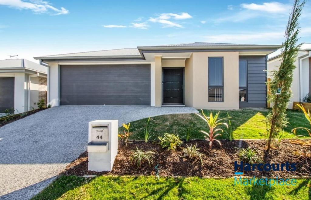 44 CLASSICAL CCT, RIPLEY, QLD 4306