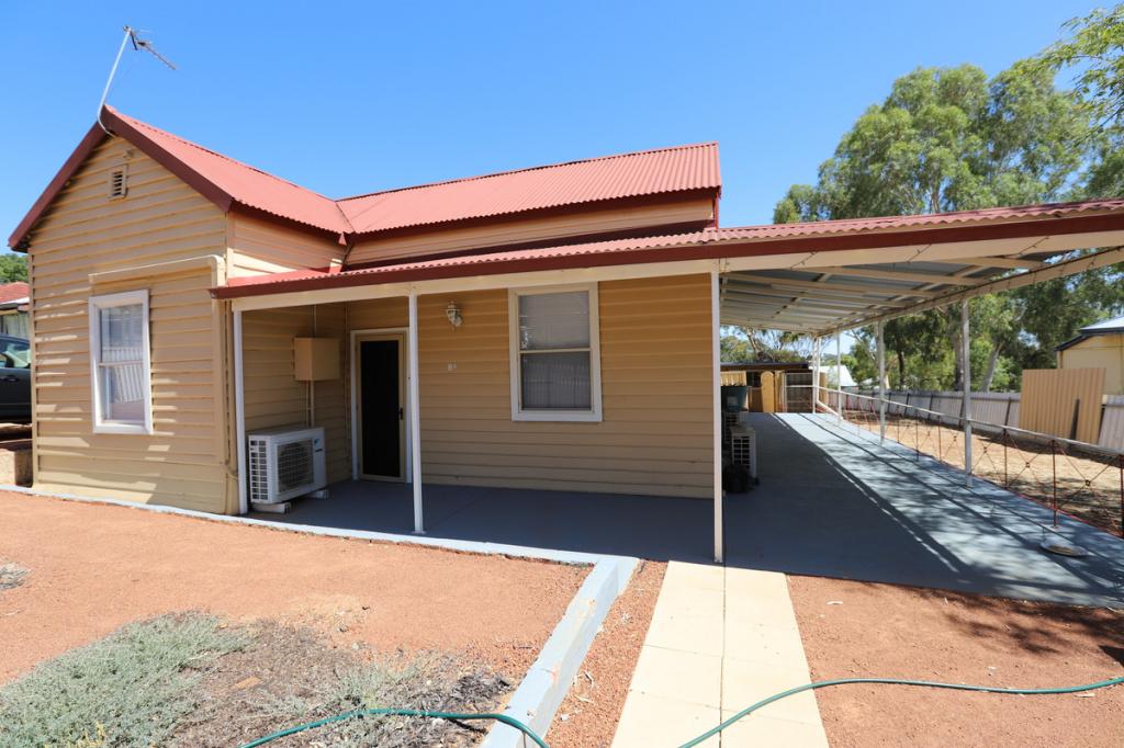 8A ROCKETT ST, NORTHAM, WA 6401