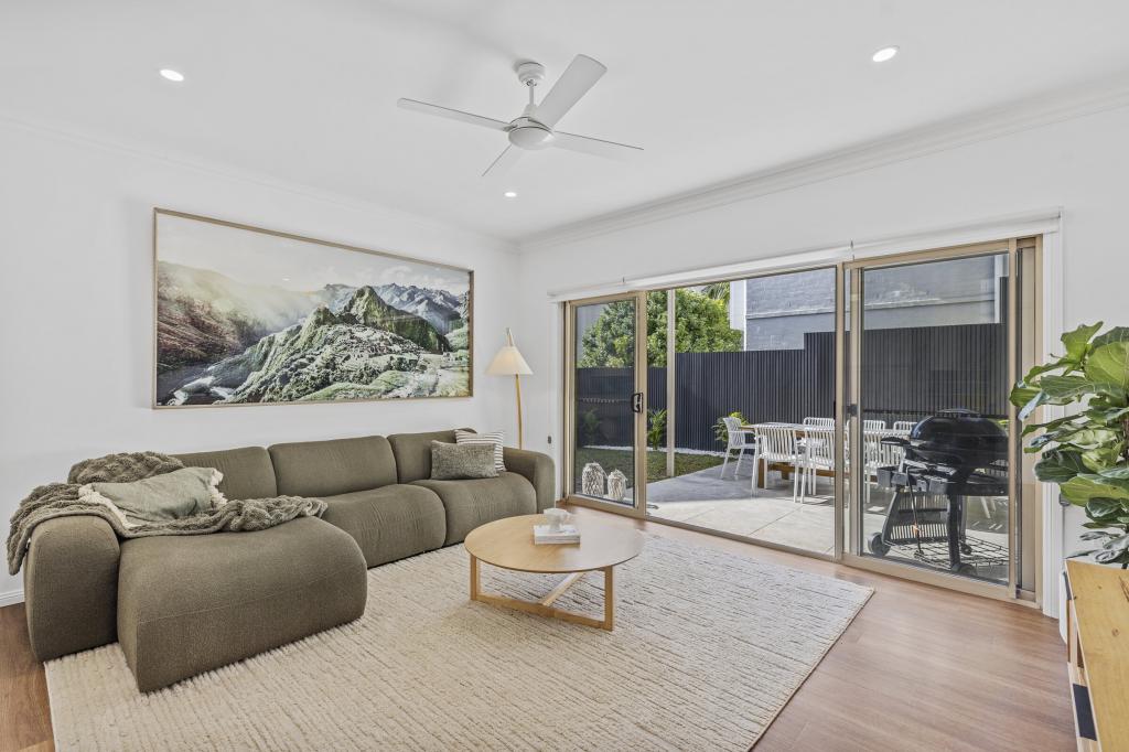 4/12 Jennie Cox Cl, Erina, NSW 2250