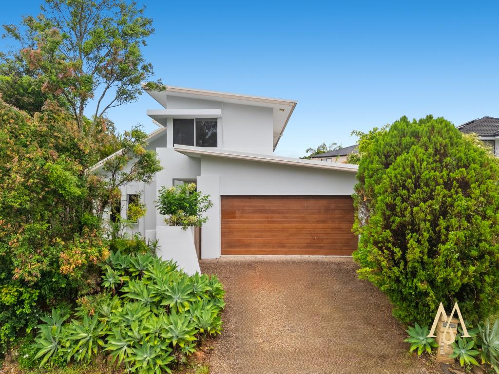 2 Royal Links Dr, Robina, QLD 4226