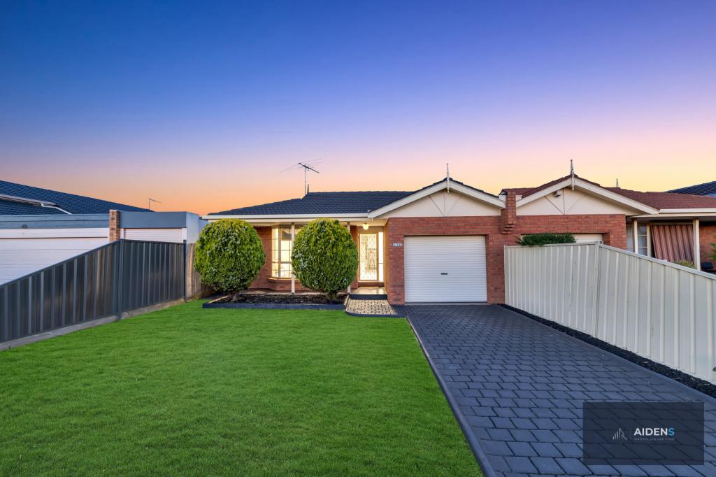 2/162 Copernicus Way, Keilor Downs, VIC 3038