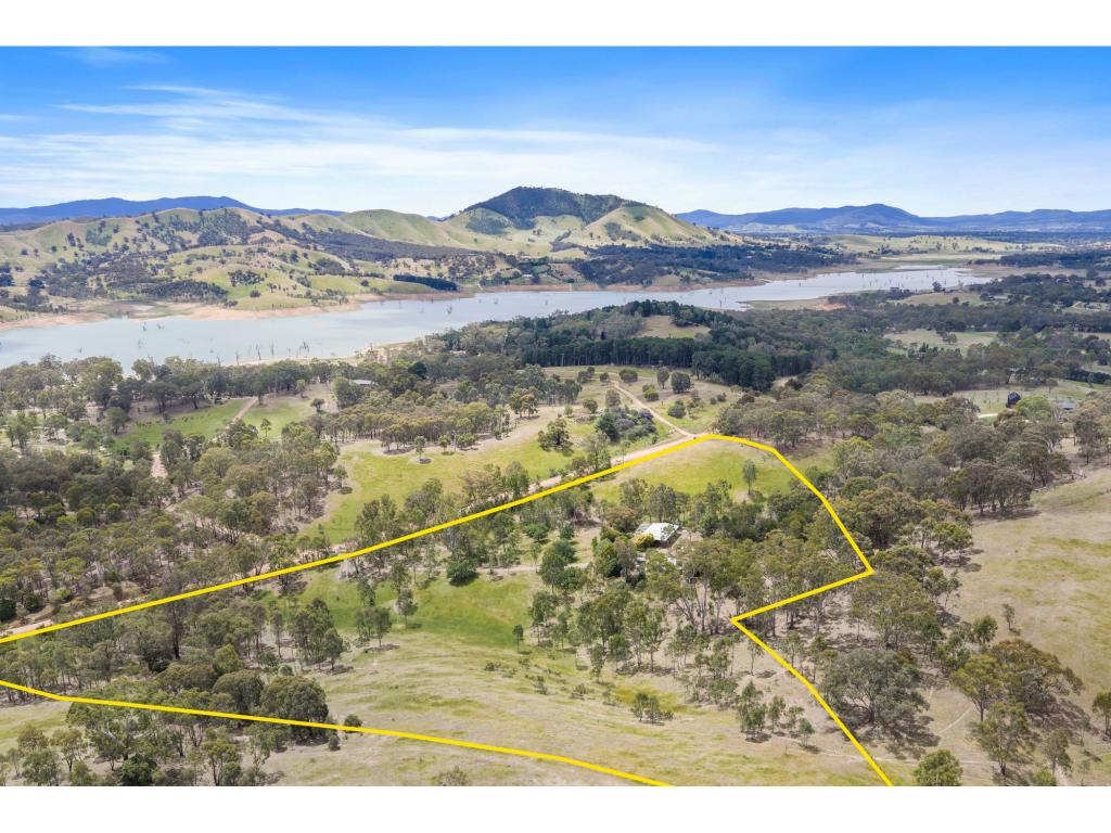 135 Banumum Rd, Mansfield, VIC 3722