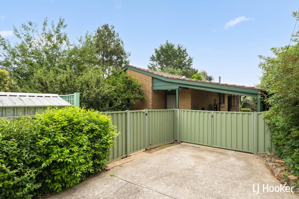 45 Wrenfordsley Pl, Latham, ACT 2615