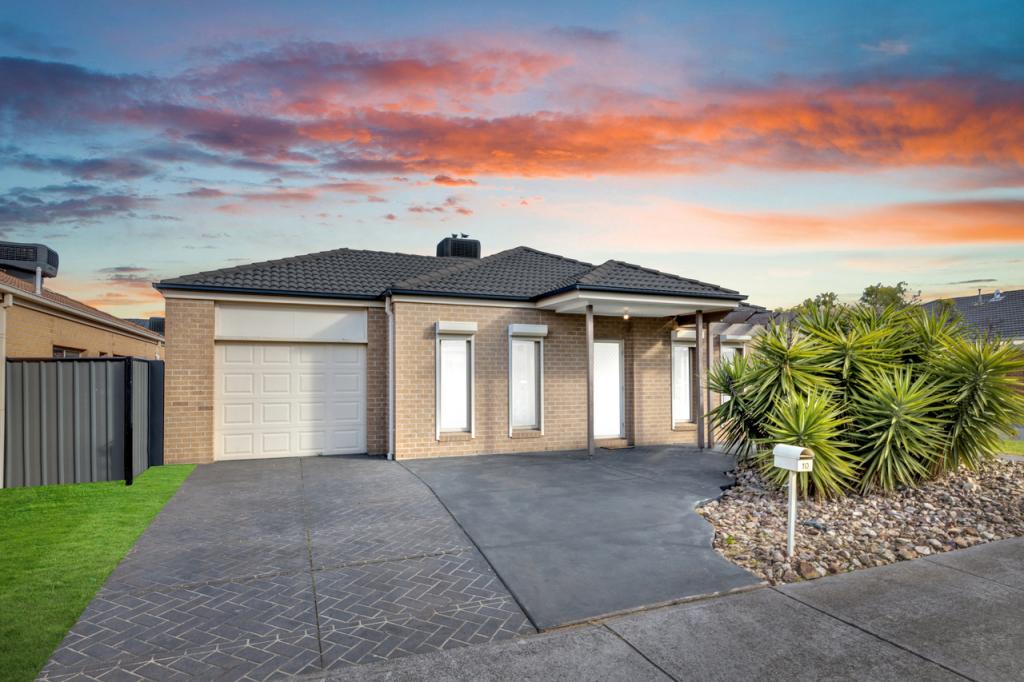 10 Cheltenham Cl, Craigieburn, VIC 3064