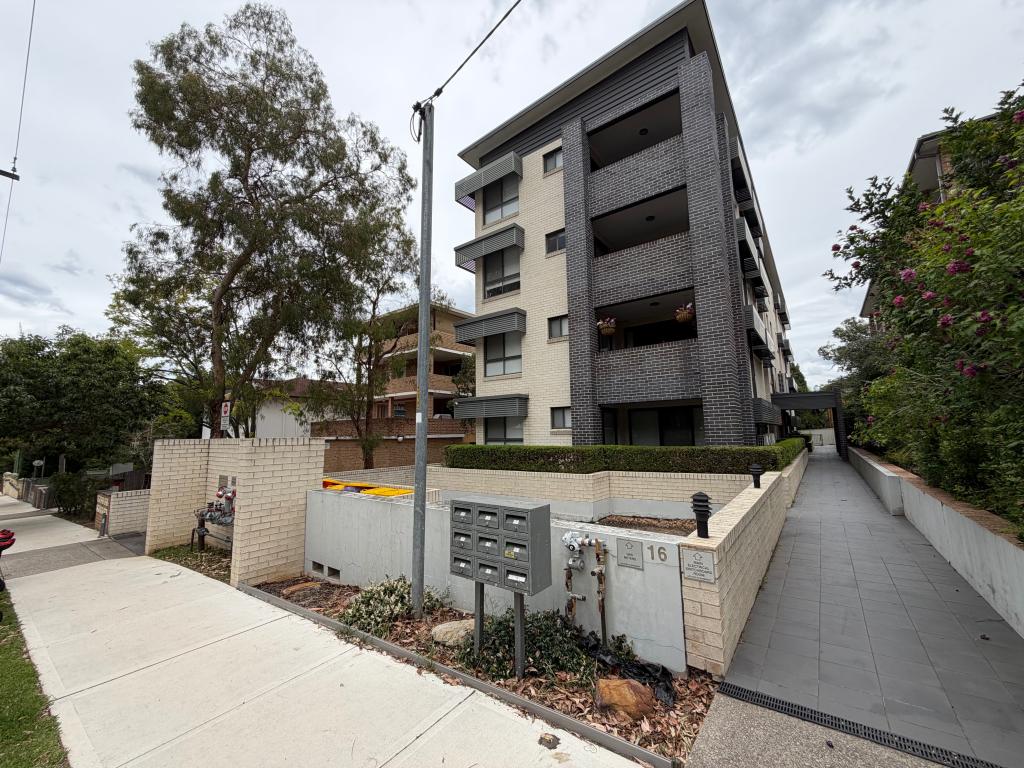1/16 Caroline St, Westmead, NSW 2145
