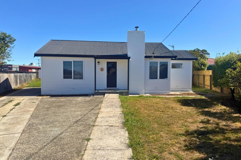 5 Tasman Pl, Devonport, TAS 7310