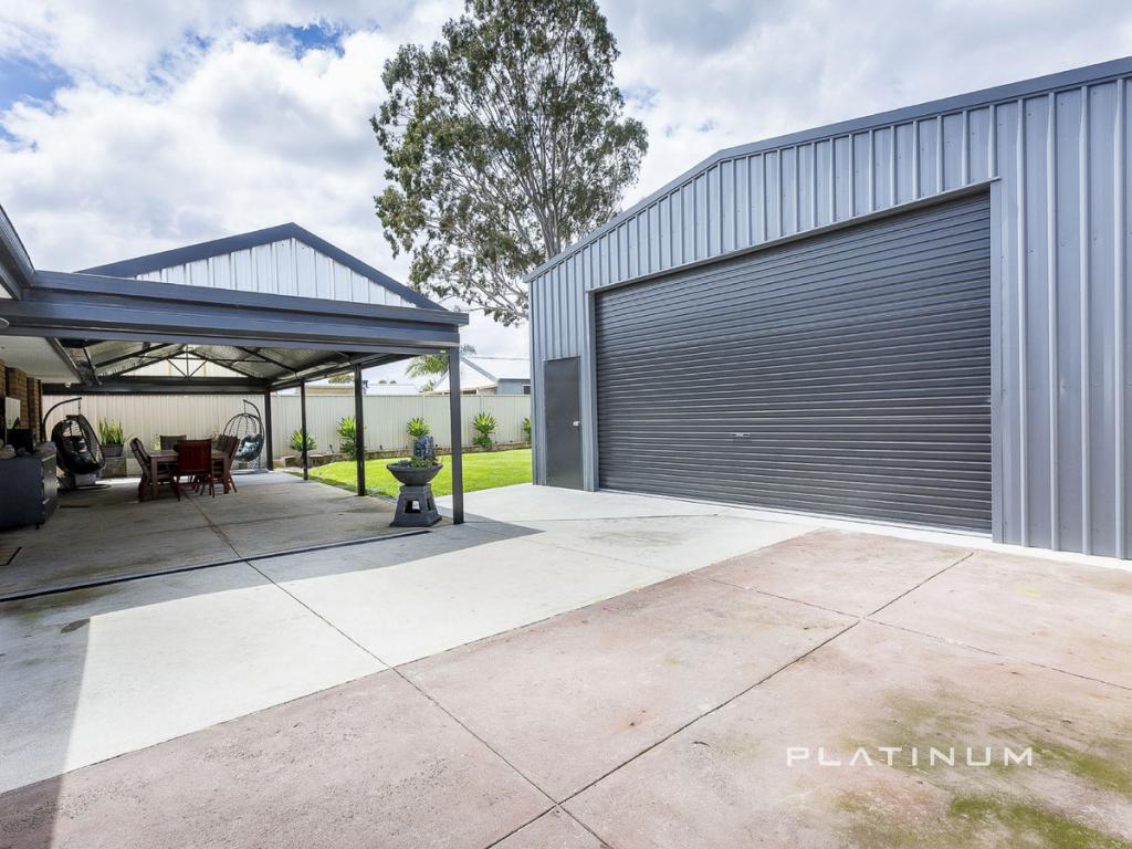 40 Jacaranda Dr, Ballajura, WA 6066