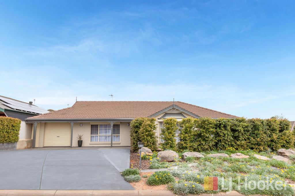 8 Tea Tree Dr, Craigmore, SA 5114