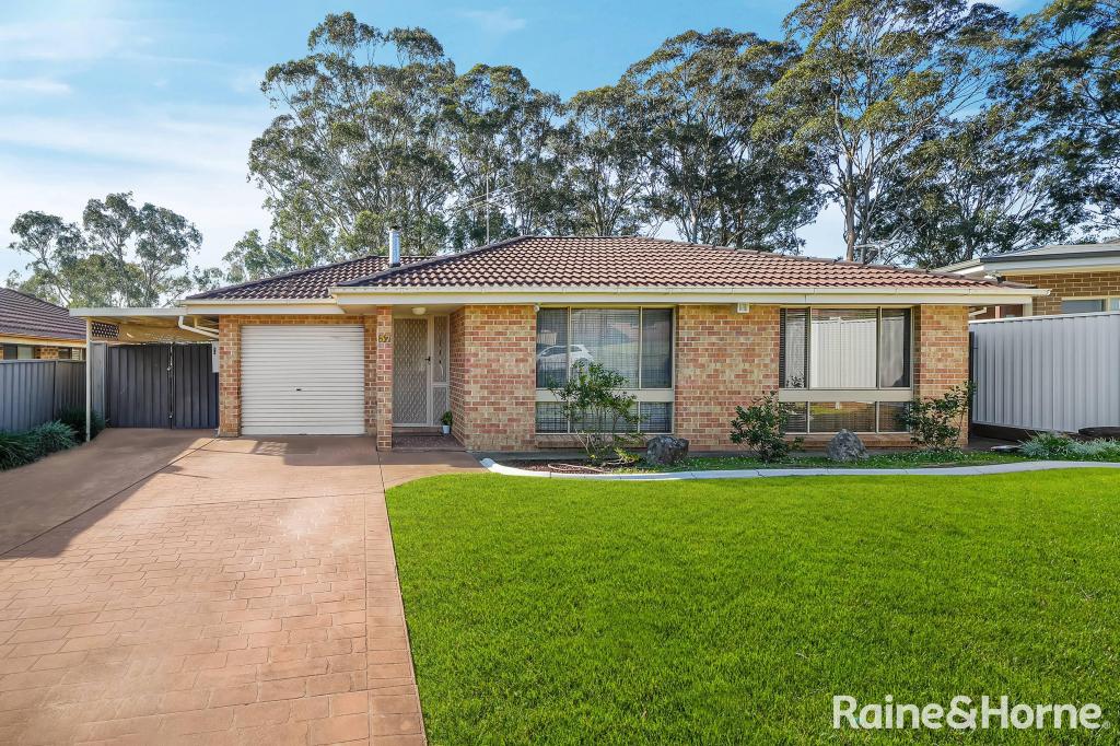 37 Mistletoe Ave, Macquarie Fields, NSW 2564