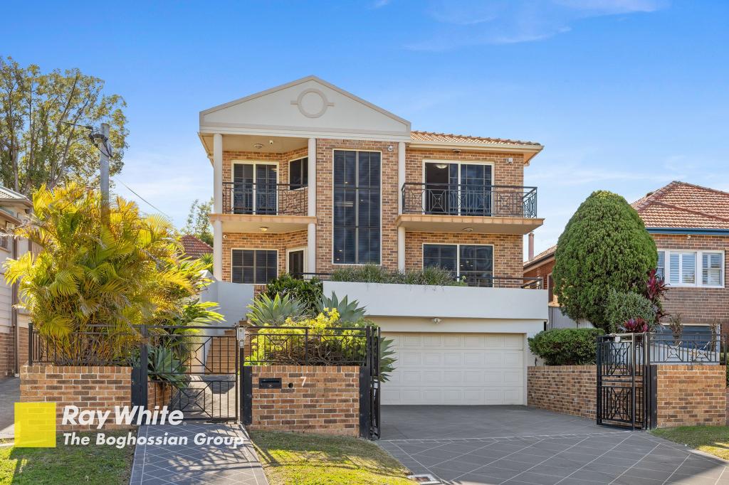 7 Poole St, Kingsgrove, NSW 2208