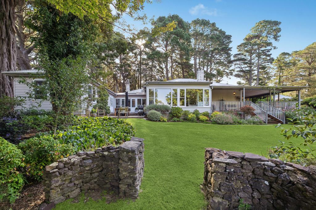 130-134 Tableland Rd, Wentworth Falls, NSW 2782