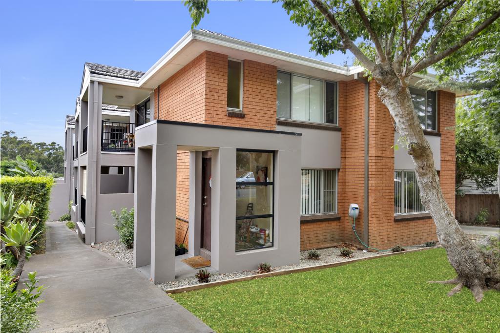 1/11 England St, West Wollongong, NSW 2500
