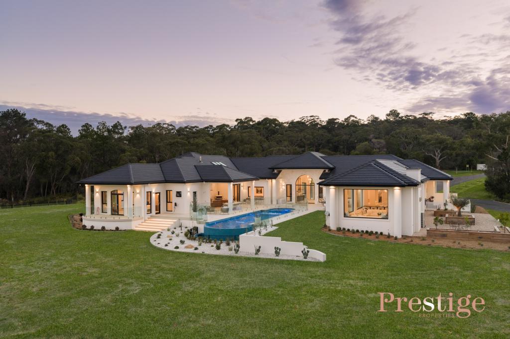 7 Poets Cl, Somersby, NSW 2250