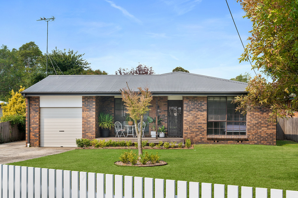 26 Koyong Cl, Moss Vale, NSW 2577
