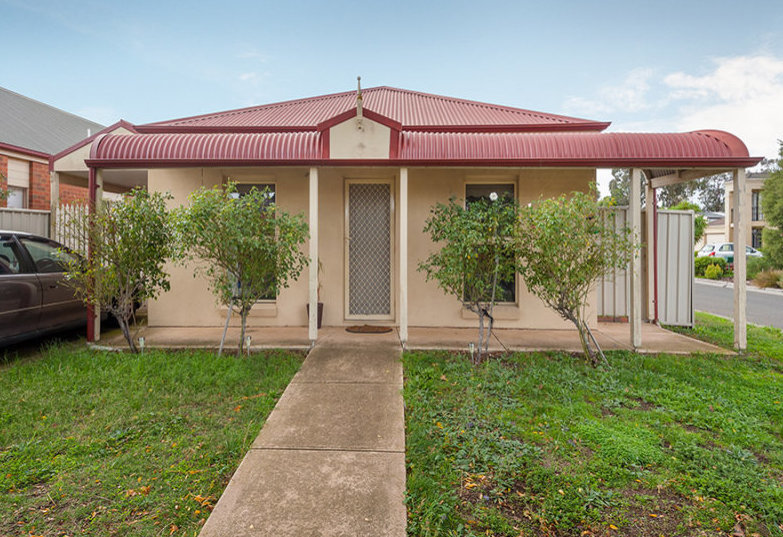 46 HEPBURN WAY, CAROLINE SPRINGS, VIC 3023