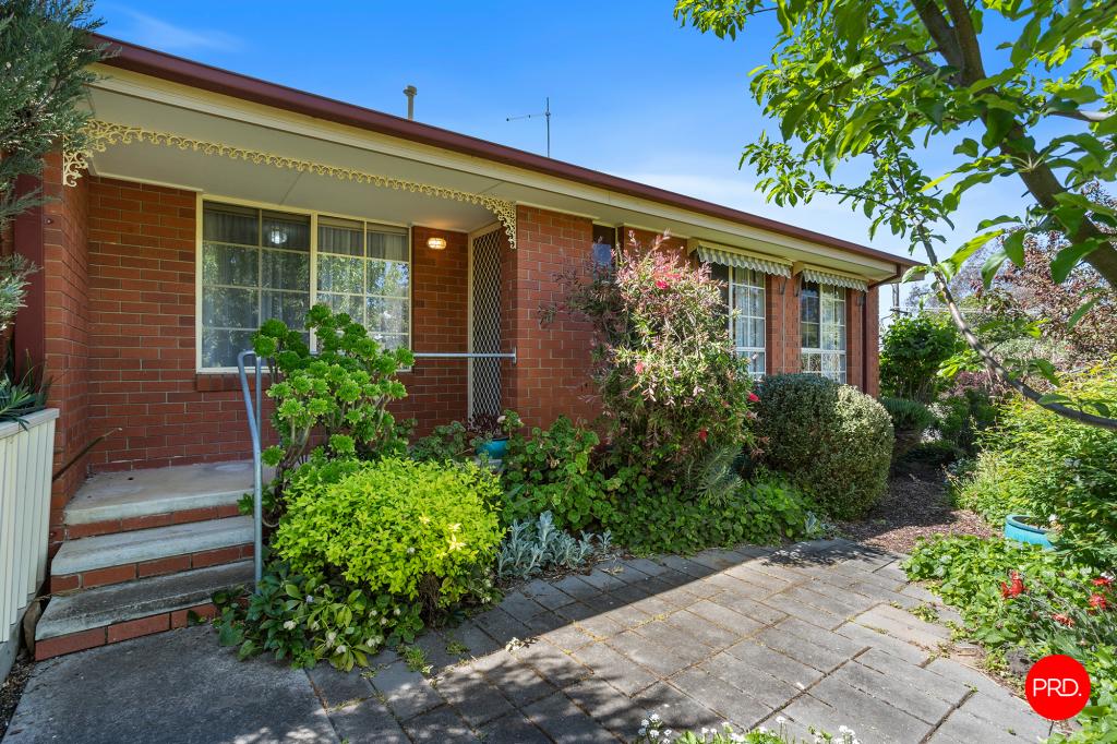 2/28 Bowden St, Castlemaine, VIC 3450