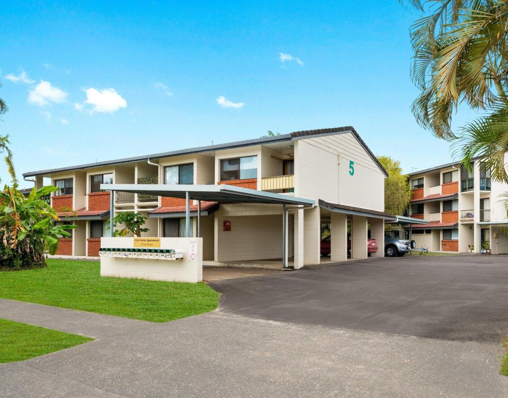 2/5-9 Fisk St, Westcourt, QLD 4870