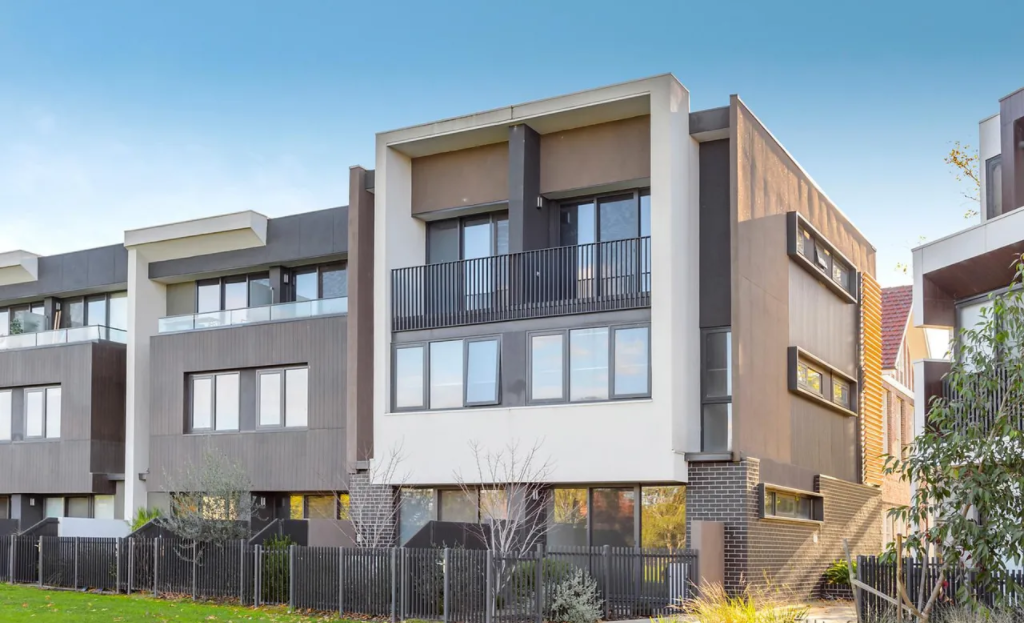 14/10 ZENITH RISE, BUNDOORA, VIC 3083