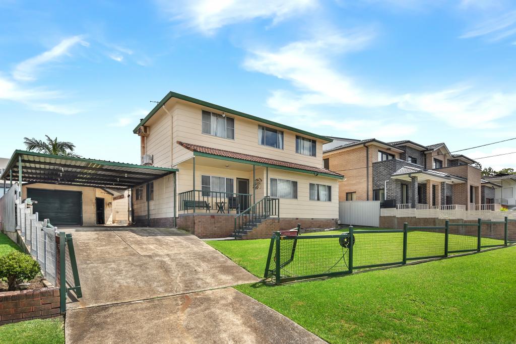 8 MARTIN CRES, WOODPARK, NSW 2164