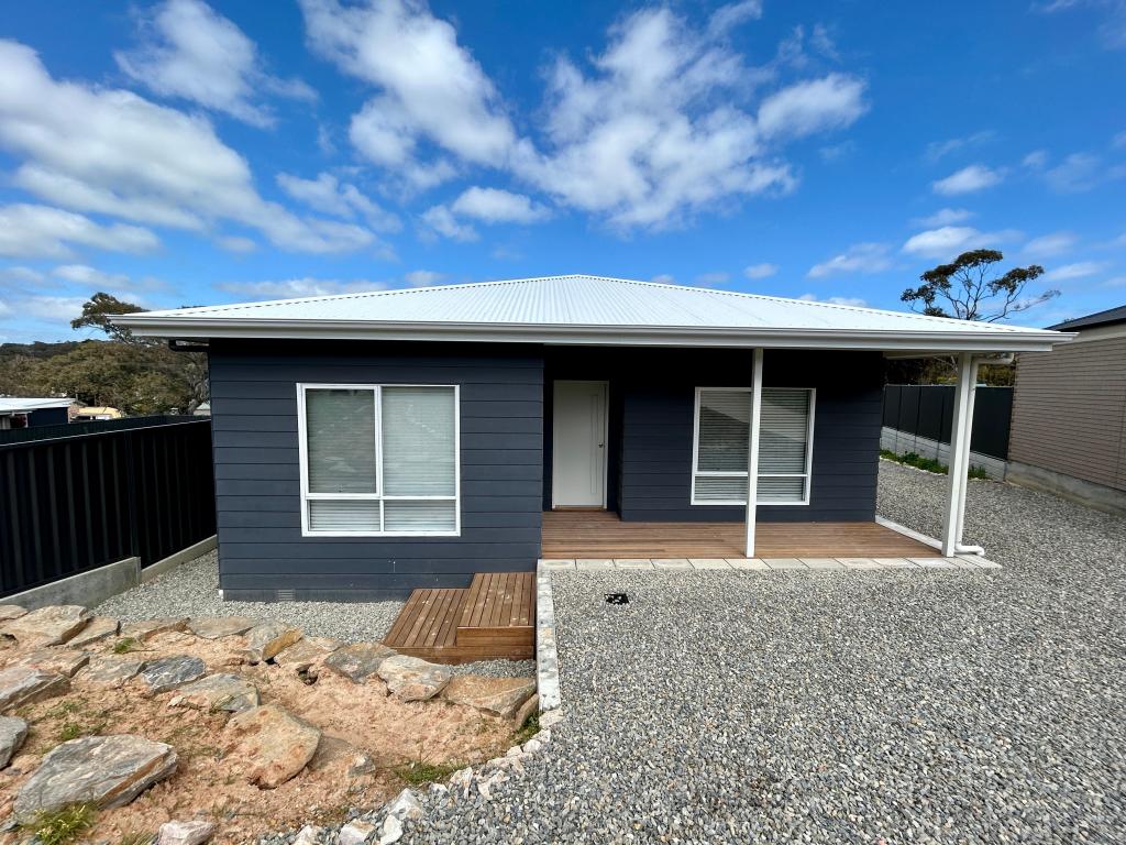 9 Harrison Cres, Yankalilla, SA 5203