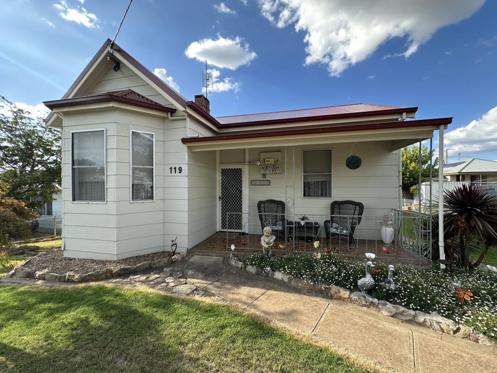 119 Binalong St, Harden, NSW 2587
