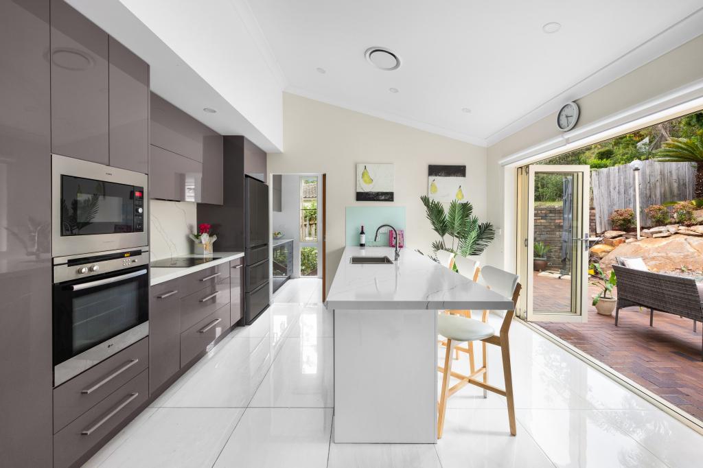 19 Cambourne Ave, St Ives, NSW 2075