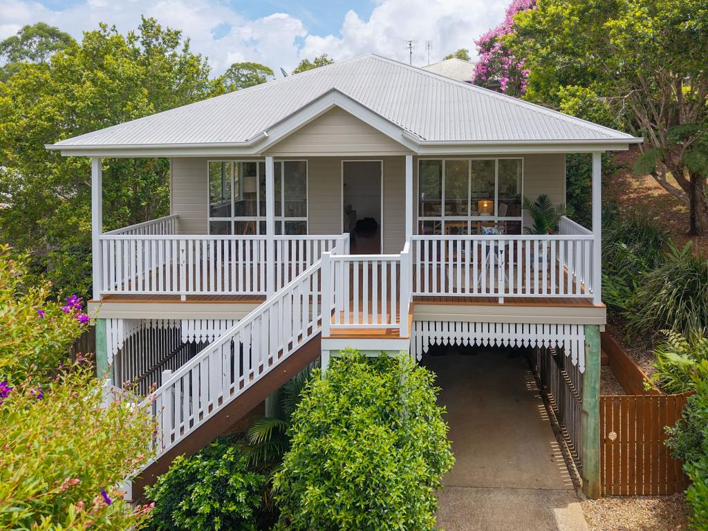 14 Pinewood Cct, Maleny, QLD 4552