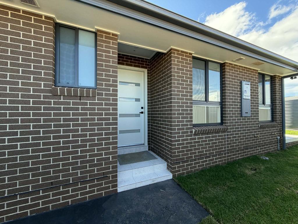 56b Brooklands Cct, Goulburn, NSW 2580
