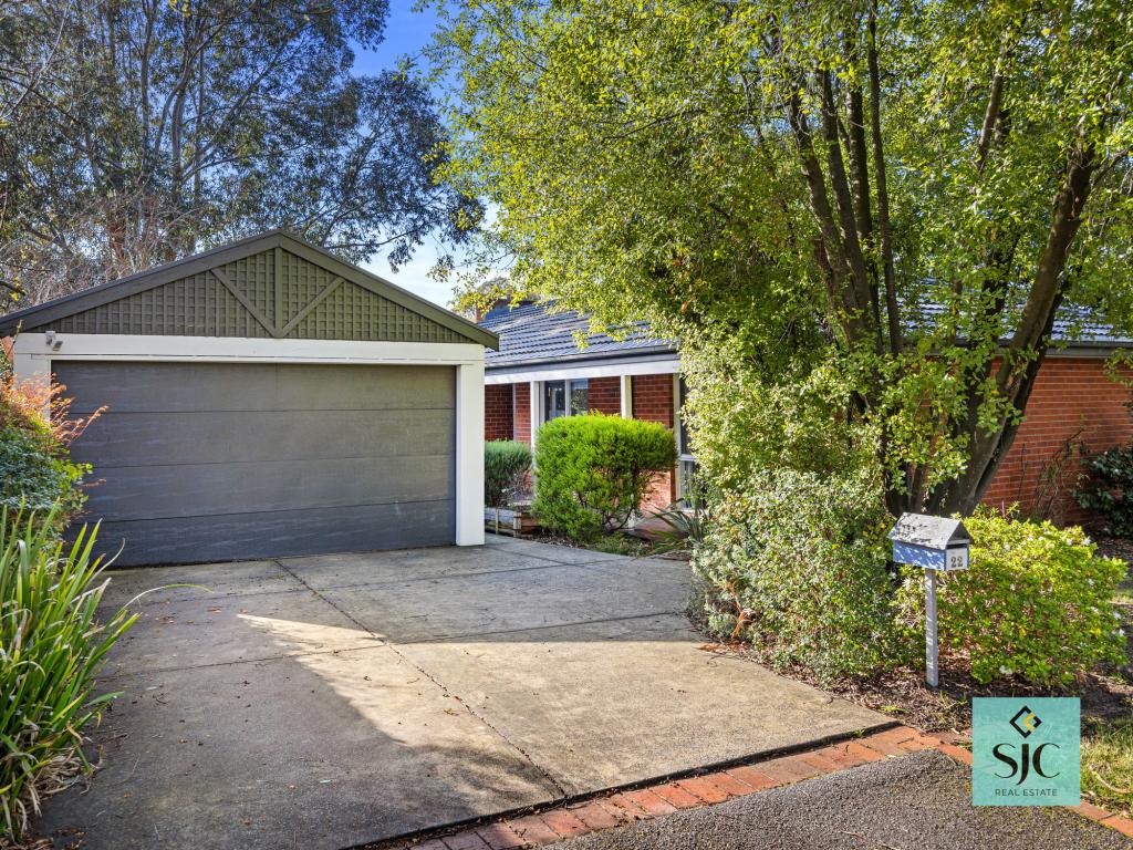 22 Shrubby Walk, Croydon South, VIC 3136