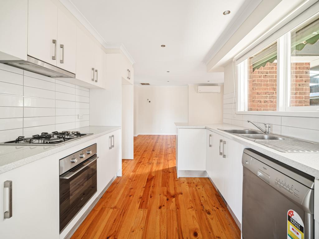 37 HADLEY ST, SEAFORD, VIC 3198