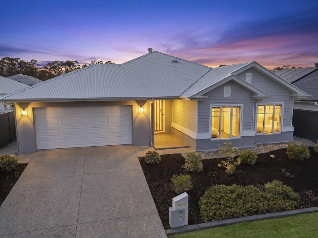 165 Cosmos Ave, Banksia Beach, QLD 4507