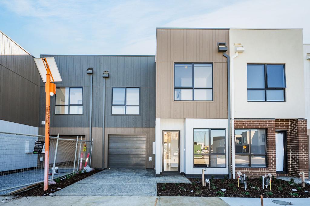 97 Adakite Dr, Berwick, VIC 3806