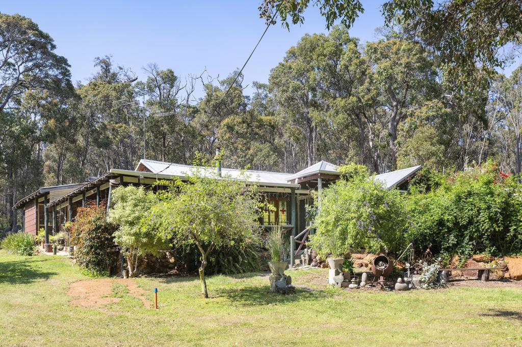 4 Rickett Rd, Cowaramup, WA 6284