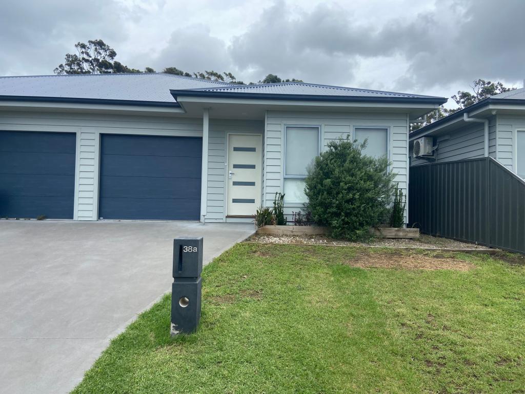 38a Lancing Ave, Sussex Inlet, NSW 2540