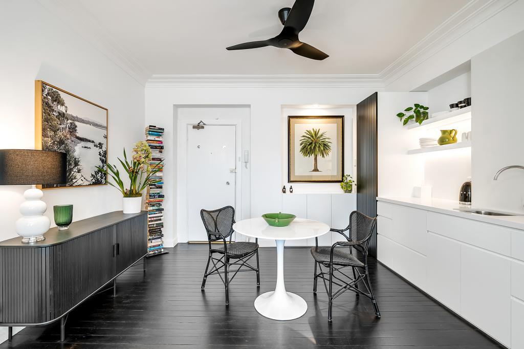 306/3-5 GREENKNOWE AVE, ELIZABETH BAY, NSW 2011