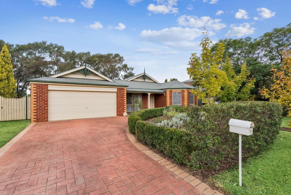 11 Bronte Ct, Wyndham Vale, VIC 3024