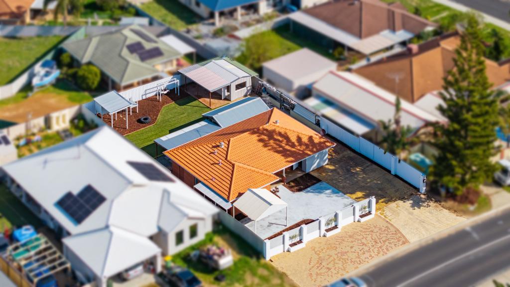43 Exchequer Ave, Greenfields, WA 6210